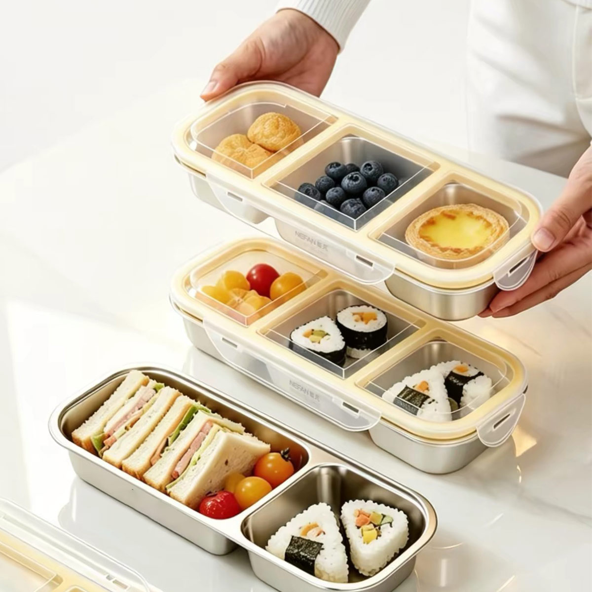 Food Storage Stainless Steel Containers - ステンレス製の蓋付き食品保存容器、食品グレードの密閉ランチボックス、3区画の食事容器